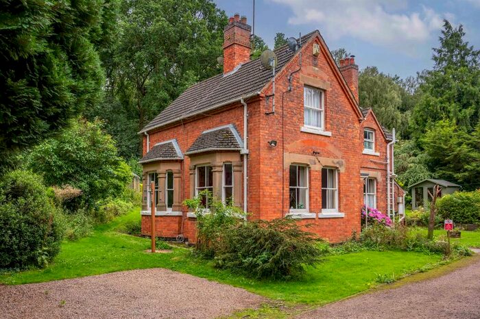 3 Bedroom Detached House For Sale In Eagle Lane, Cransley, Kettering, NN14