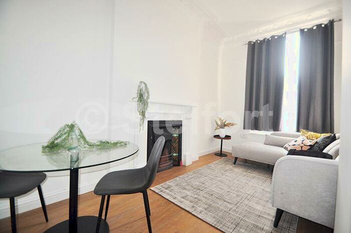 2 Bedroom Flat To Rent In Junction Road, London, N19