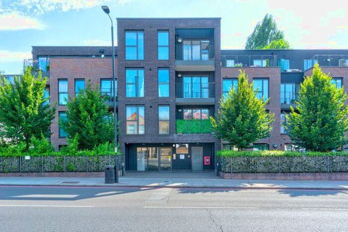 1 Bedroom Flat To Rent In Egleton House, Roehampton Lane, London SW15