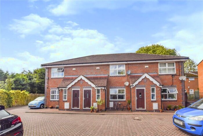 2 Bedroom Flat To Rent In Bethany Court, Eccles Road, Swinton, Manchester, M27