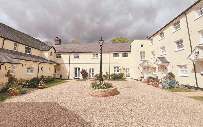 2 Bedroom Mews To Rent In Courtyard Mews, SG12