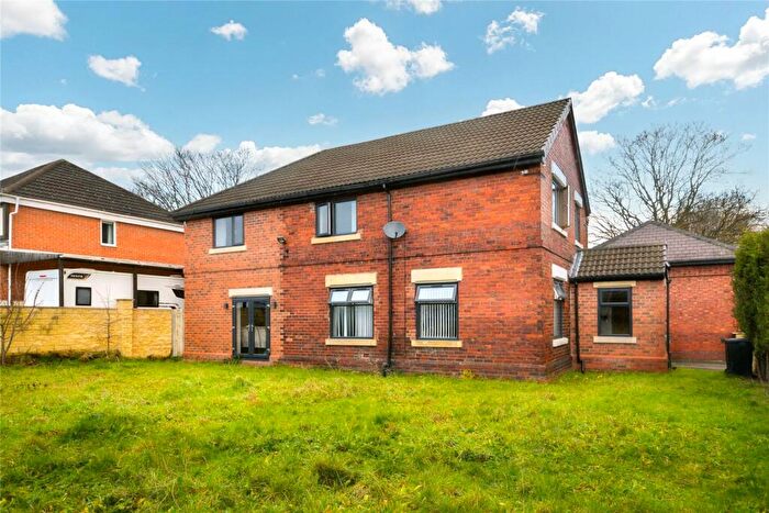 4 Bedroom Detached House To Rent In The Lodge, Gipsy Lane, Leeds, West Yorkshire, LS11
