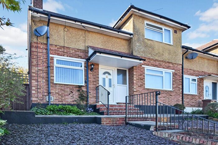 2 Bedroom End Of Terrace House For Sale In Madden Avenue, Davis Estate, Chatham, ME5