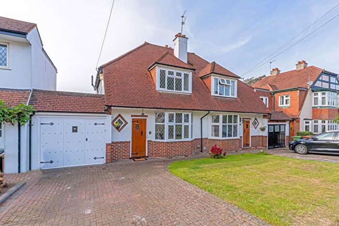 3 Bedroom House To Rent In The Glade, Epsom, KT17