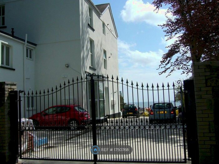 2 Bedroom Flat To Rent In Heathfield, Swansea, SA1