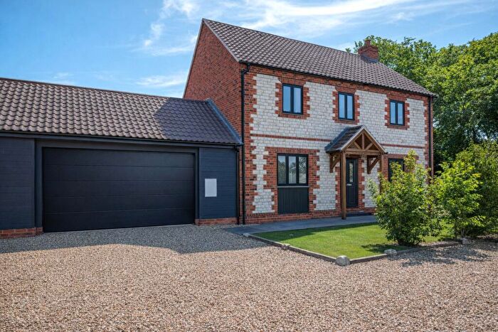 3 Bedroom Link Detached House For Sale In Barley Courtyard, Eastgate, Holme Next The Sea, Hunstanton, PE36