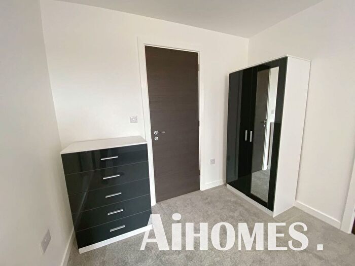 1 Bedroom Flat To Rent In Woden Street, Salford, M5
