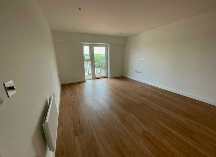 2 Bedroom Flat To Rent In Beaufort Square, Colindale, , London &# Bed Flat, NW9