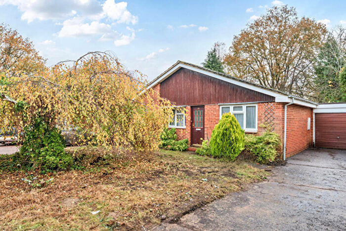 3 Bedroom Bungalow For Sale In Fairbourne Close, Woking, Surrey, GU21