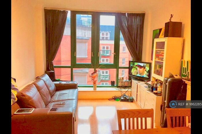 1 Bedroom Flat To Rent In Sackville Street, Manchester, M1