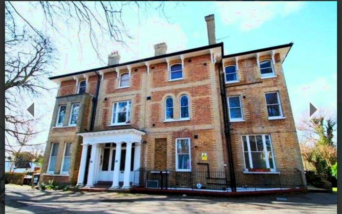 1 Bedroom Flat To Rent In Bramley Hill, South Croydon, CR2