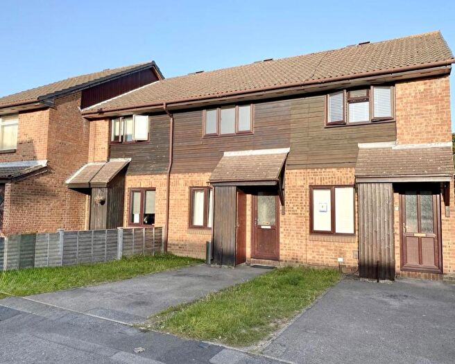 2 Bedroom Terraced House To Rent In Celandine Avenue, Locks Heath, Southampton, SO31