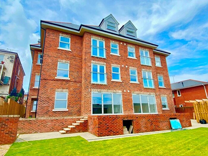 2 Bedroom Flat To Rent In Old Dairy Heights, High Street, Ryde, PO33