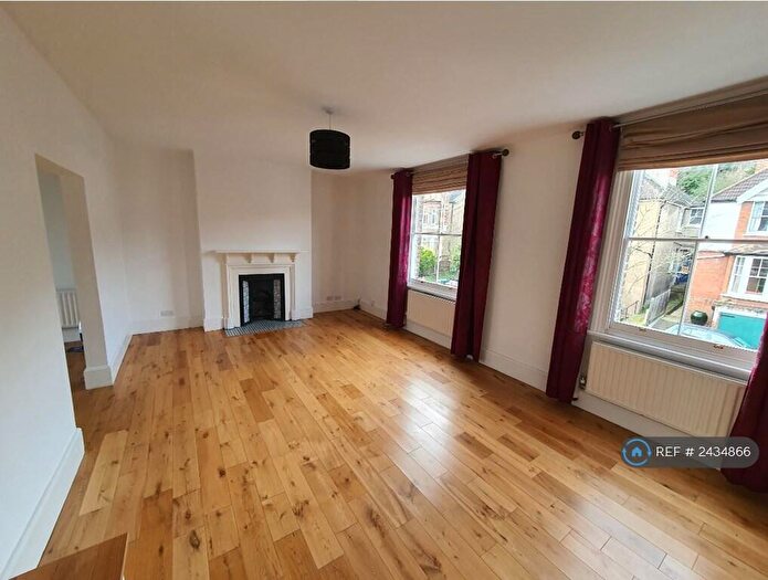 4 Bedroom Flat To Rent In London, London, SE3