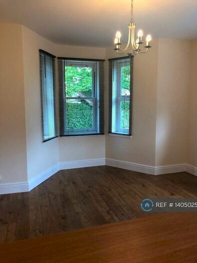 1 Bedroom Flat To Rent In Newton Lane, Chester, CH2