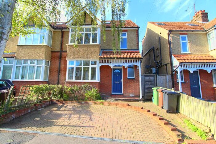 4 Bedroom Semi-Detached House To Rent In Breakspear Avenue, St. Albans, Hertfordshire, AL1
