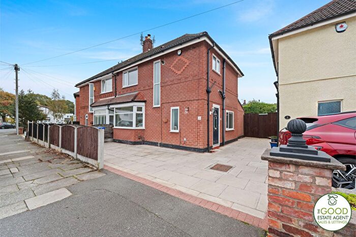 3 Bedroom Semi-Detached House For Sale In Parkbrook Road, Wythenshawe, M23