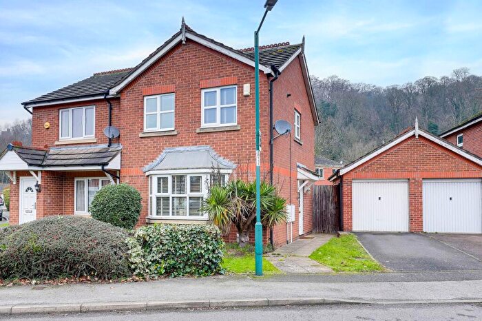 3 Bedroom Semi Detached House For Sale In Bendigo Lane, Nottingham, NG2
