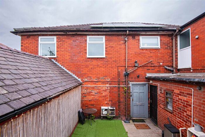 2 Bedroom Apartment To Rent In Leyland Road, Penwortham, Preston, PR1
