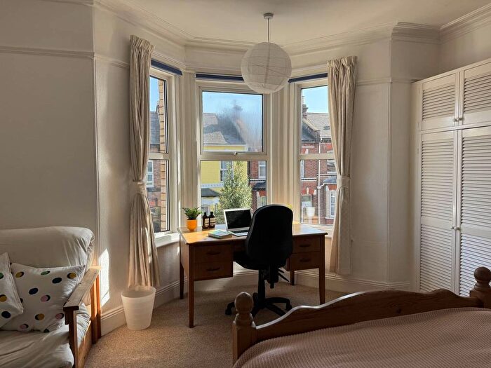 5 Bedroom Property To Rent In Pinhoe Road, Exeter, EX4