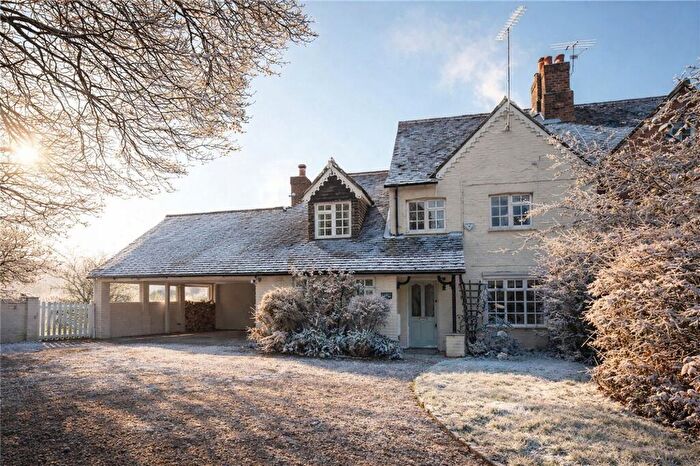 4 Bedroom Semi-Detached House For Sale In Old Lane, Cobham, KT11