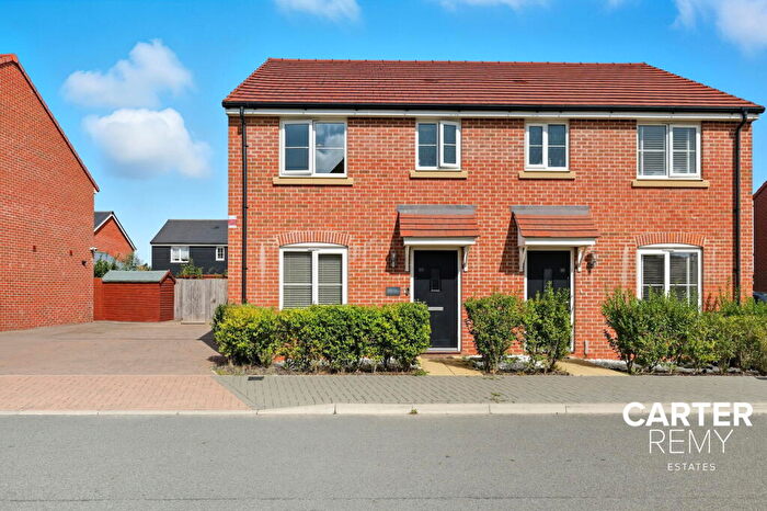 3 Bedroom Semi-Detached House For Sale In Plover Crescent, Harlow, CM17