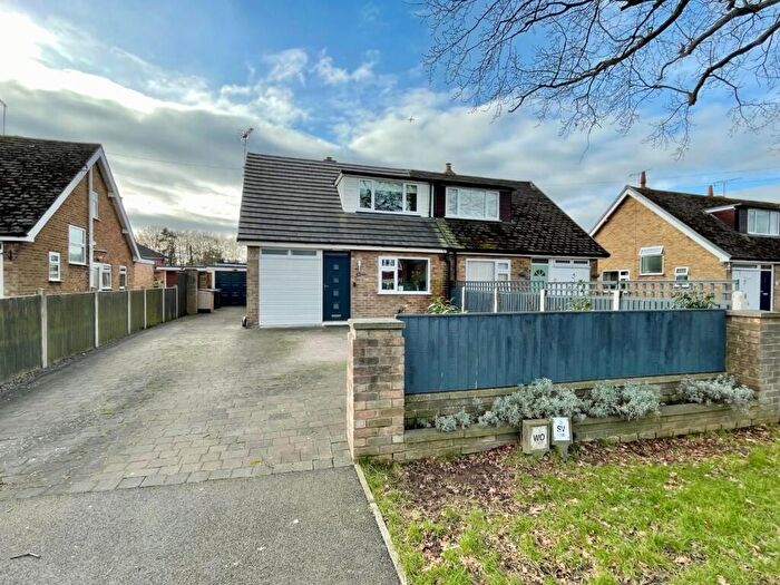 3 Bedroom Semi-Detached Bungalow For Sale In Darland Lane, Rossett, Wrexham, LL12