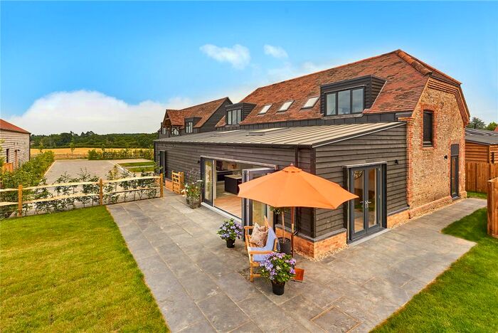 4 Bedroom Detached House For Sale In Pitt Lane, Frensham, Farnham, GU10