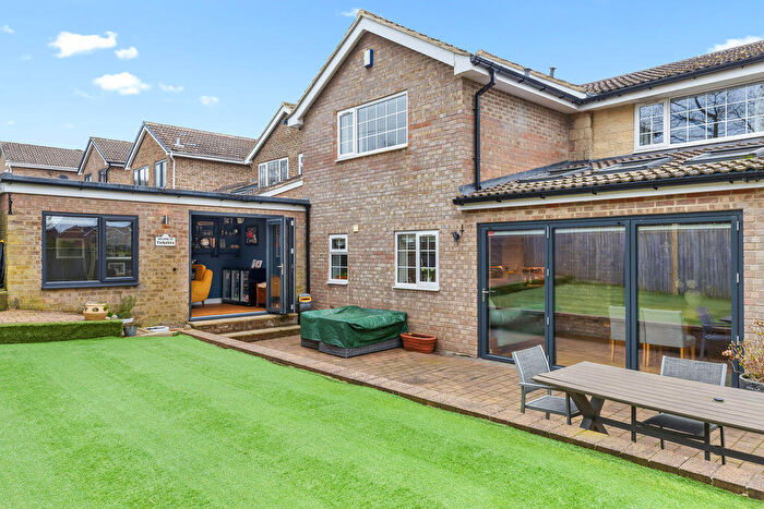 4 Bedroom Detached House For Sale In Heather Rise, Burley In Wharfedale, LS29