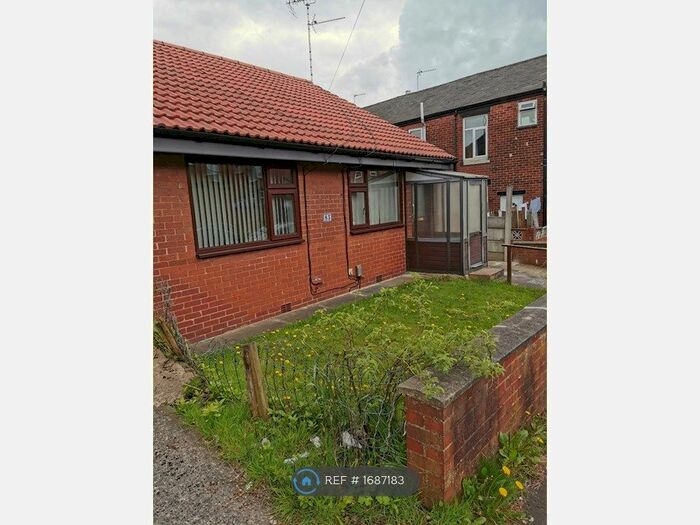 2 Bedroom Bungalow To Rent In Merefield Street, Rochdale, OL11