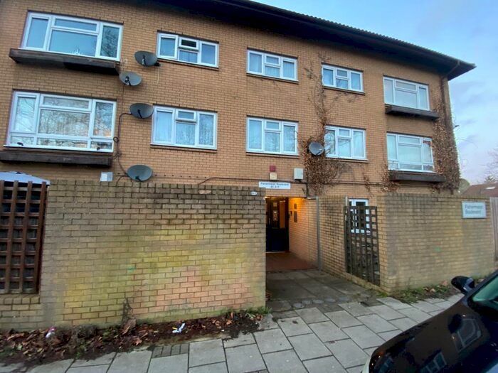 1 Bedroom Apartment To Rent In Fishermead, Milton Keynes, MK6