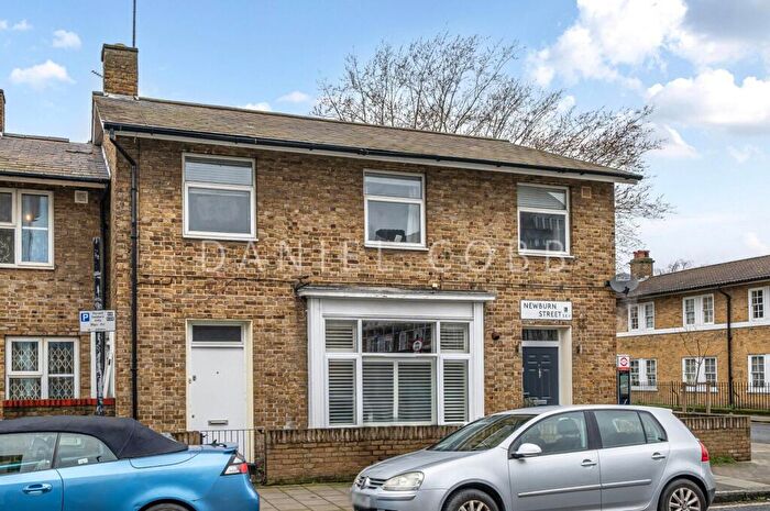 3 Bedroom Flat For Sale In Newburn Street, London, SE11