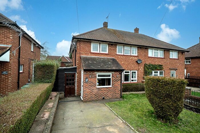 3 Bedroom Semi-detached House For Sale In Manor Road, London Colney, St. Albans, AL2