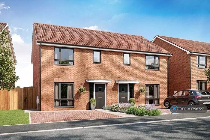 3 Bedroom Semi-Detached House To Rent In Bakery Drive, Exeter, EX1