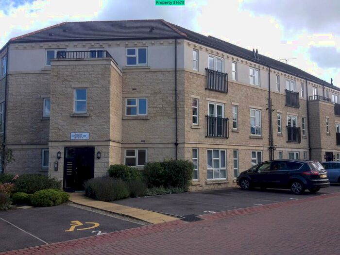 2 Bedroom Flat To Rent In Silver Cross Way, Guiseley, Leeds, LS20