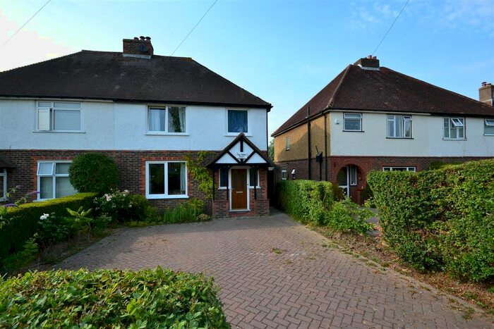 3 Bedroom Semi-Detached House To Rent In Lodge Lane, Redhill, RH1
