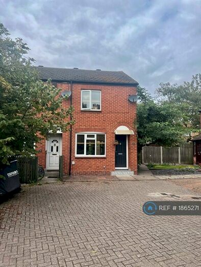 2 Bedroom Terraced House To Rent In Cardine Mews, London, SE15