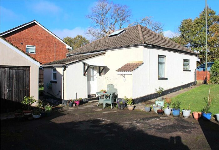 2 Bedroom Bungalow For Sale In Ash Hill Road, Ash, Surrey, GU12