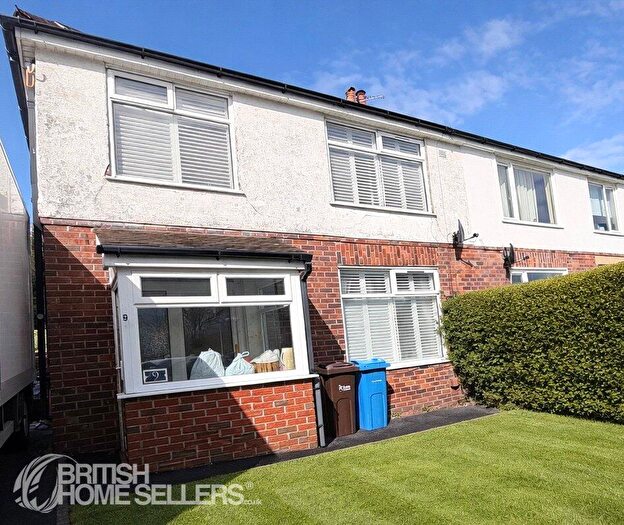3 Bedroom Semi Detached House For Sale In Manor Drive, Kirkham, Preston, Lancashire, PR4