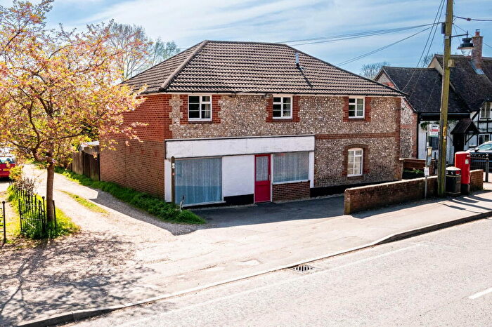 5 Bedroom Detached House For Sale In Kings Worthy, SO23