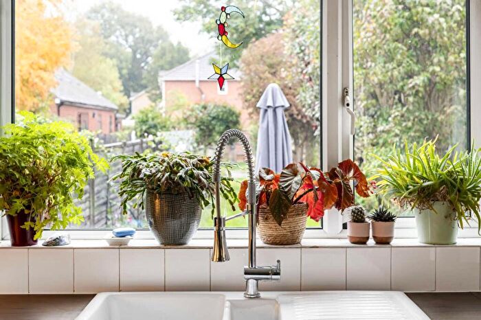 3 Bedroom Terraced House For Sale In Star Road, Caversham, Reading, Berkshire, RG4