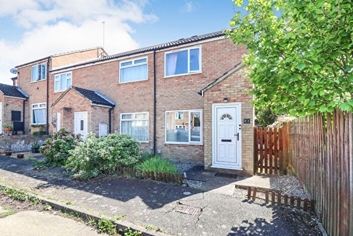 2 Bedroom End Terrace House For Sale In Fetlock Close, Clapham, MK41