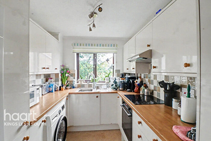 2 Bedroom Flat For Sale In Lavender Court, King's Lynn, PE30