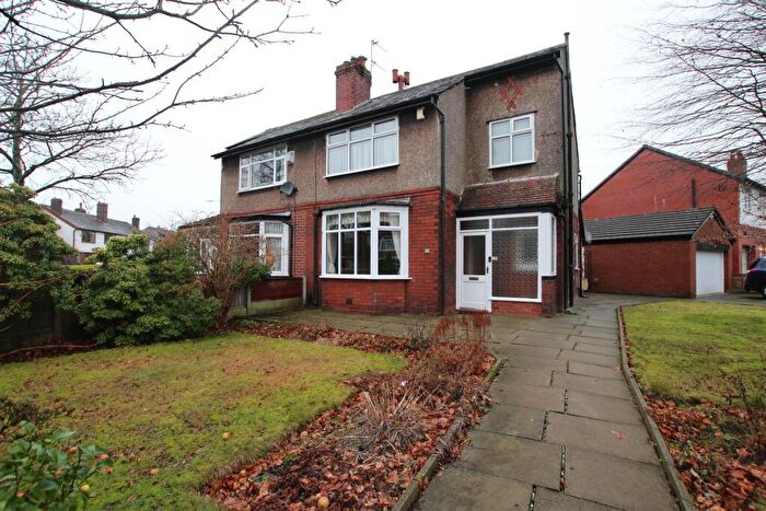 3 Bedroom Semi Detached House For Sale In Sherbourne Road, Bolton, BL1