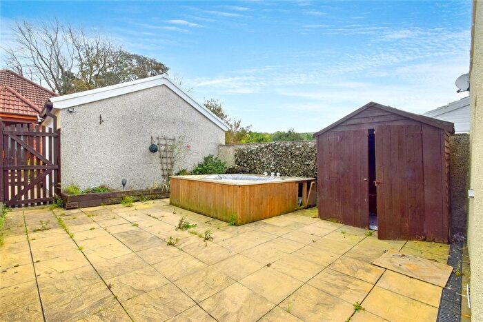 3 Bedroom End Of Terrace House For Sale In Bryn Road, Loughor, Swansea, SA4
