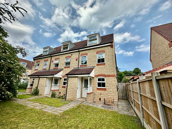3 Bedroom Semi-Detached House For Sale In Nunnington Way, Kirk Sandall, Doncaster, DN3