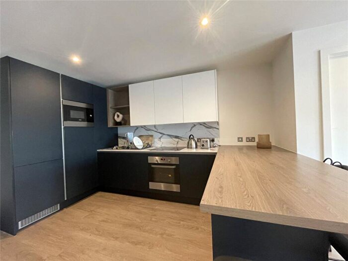 2 Bedroom Apartment For Sale In Quay Street, Salford, M3