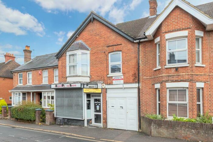 4 Bedroom Terraced House To Rent In Horsham Road, Crawley, RH11