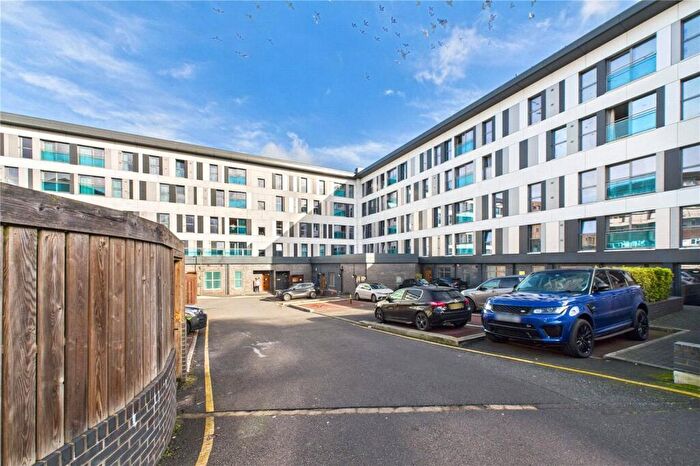 2 Bedroom Apartment To Rent In Cromwell Road, Redhill, Surrey, RH1
