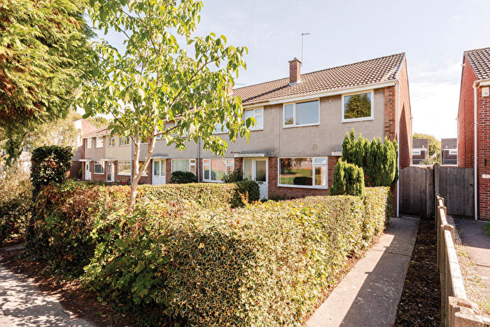 3 Bedroom End Of Terrace House For Sale In Maple Close, Little Stoke, Bristol, BS34